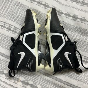Nike Black and White Sports Cleats